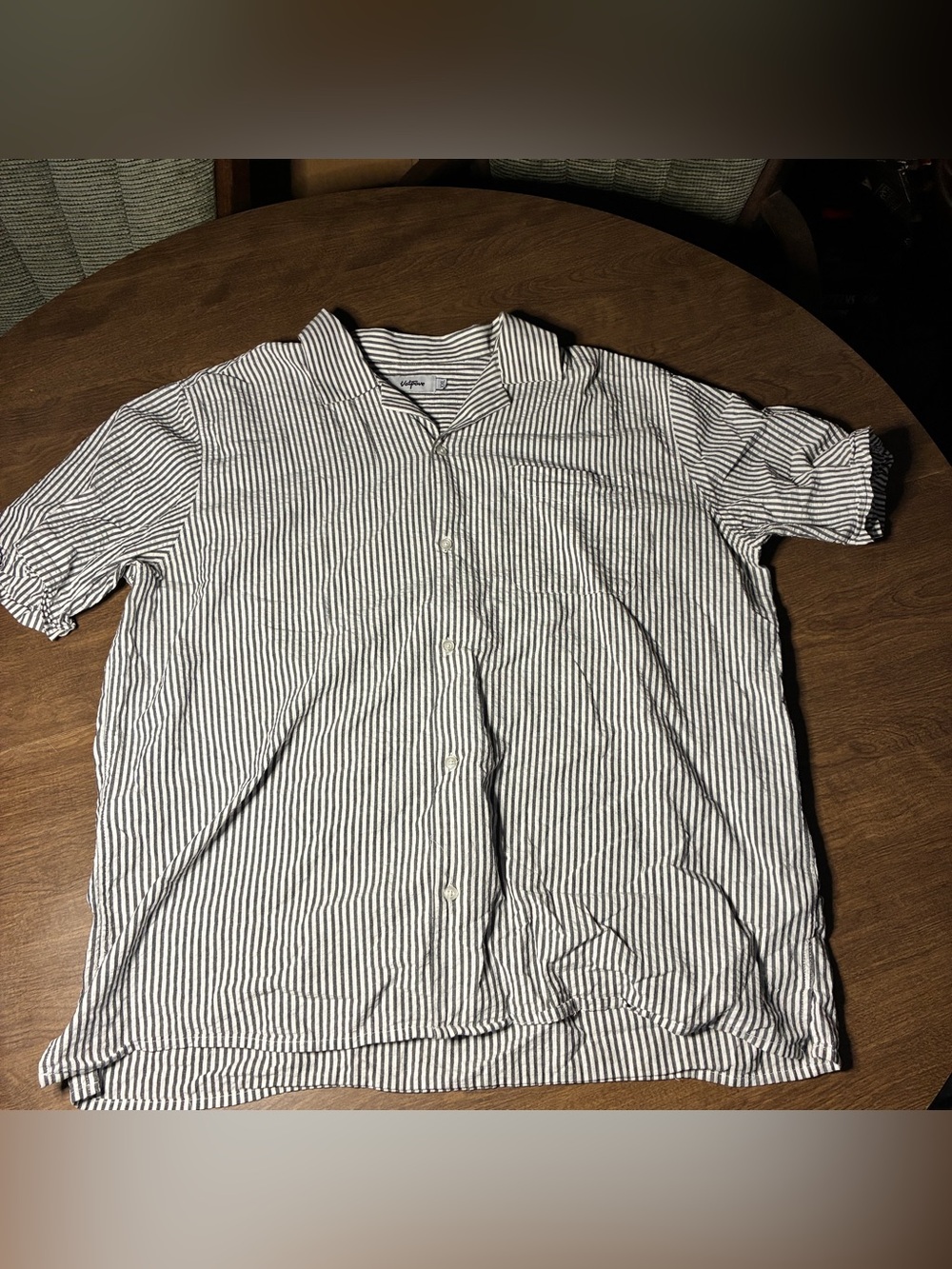 VATPAVE Men’s 2XL Casual Stripped Blue White Short Sleeve Shirt.